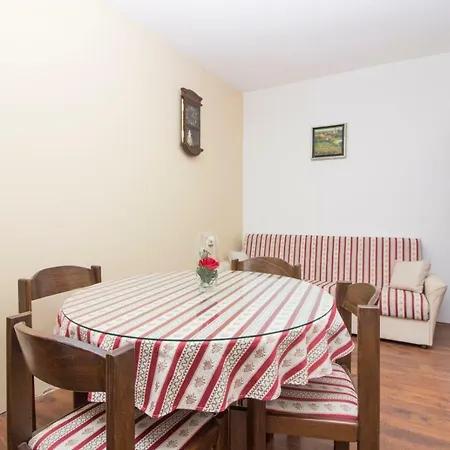 Main Square Apartman アパート *